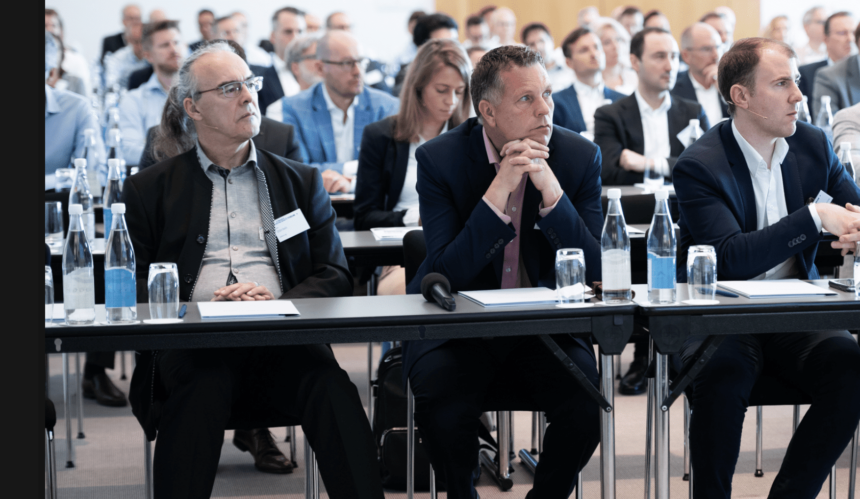 Versicherungsbroker-Forum 2023 der Finanz und Wirtschaft: Die zahlreichen Versicherungsbroker*innen vernracjtem einen interessanten Tag im Gottlieb Duttweiler-Institut in Rüschlikon.