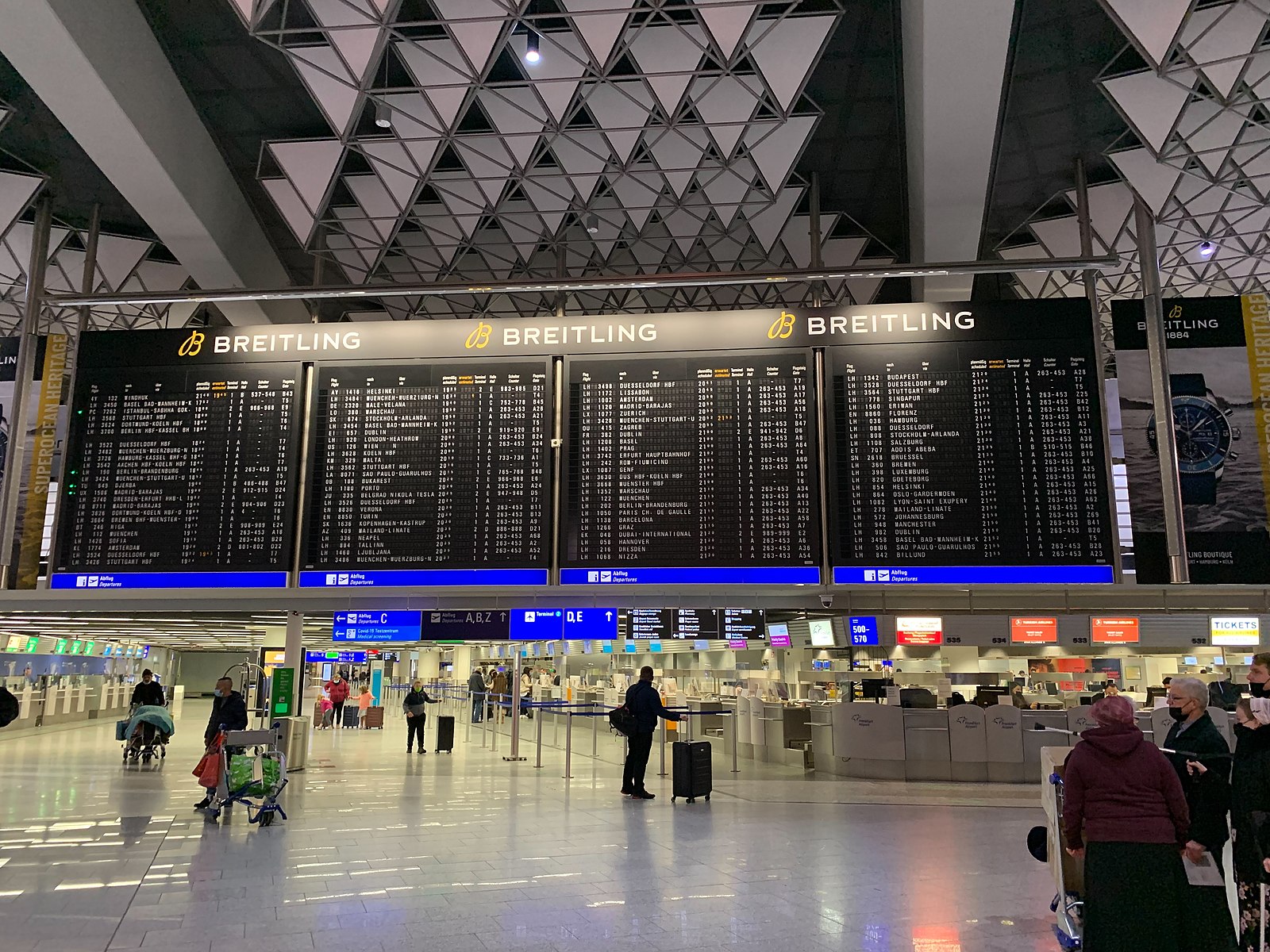 Chubb-Reiserisiken: Flughafen Frankfurt. Bild: Robot8A, CC BY.SA 4.0 Wikimedia Commons.