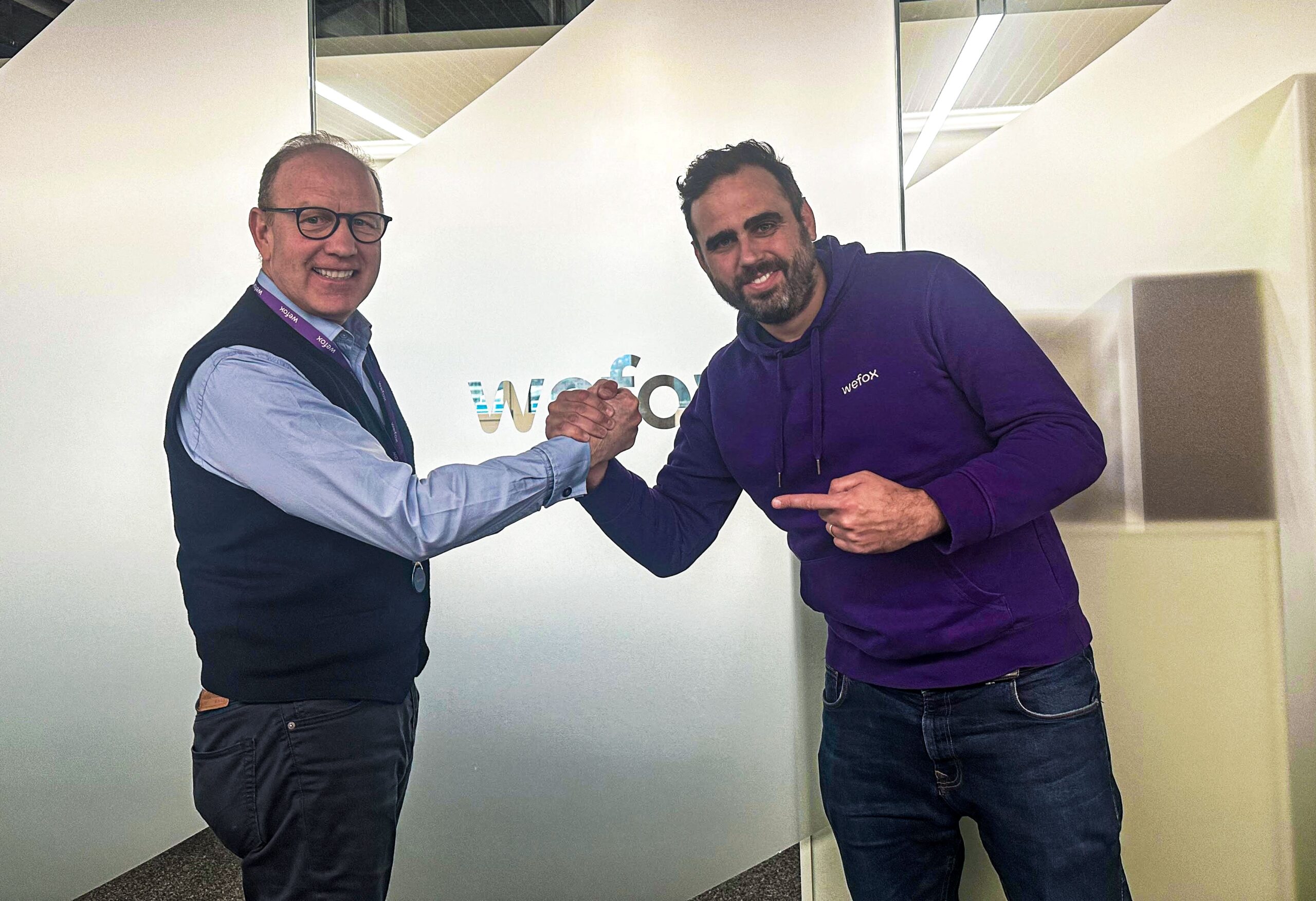 Mark Hartigan zum CEO von wefox ernannt. Teicke wechselt in die Rolle des President im Board.