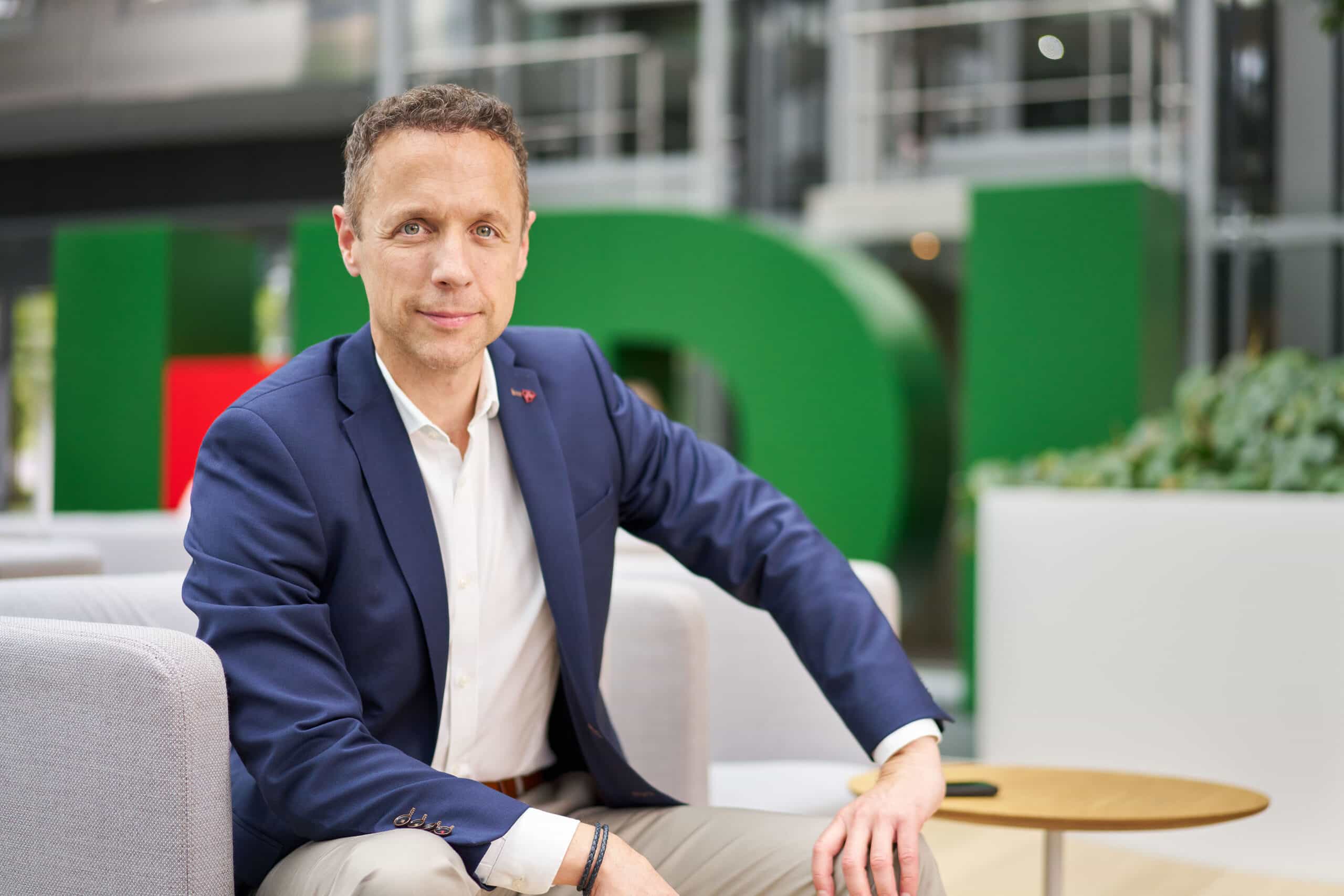 HDI Global überzeugt: CEO Dr Edgar Puls zeigt sich sehr zufrieden.