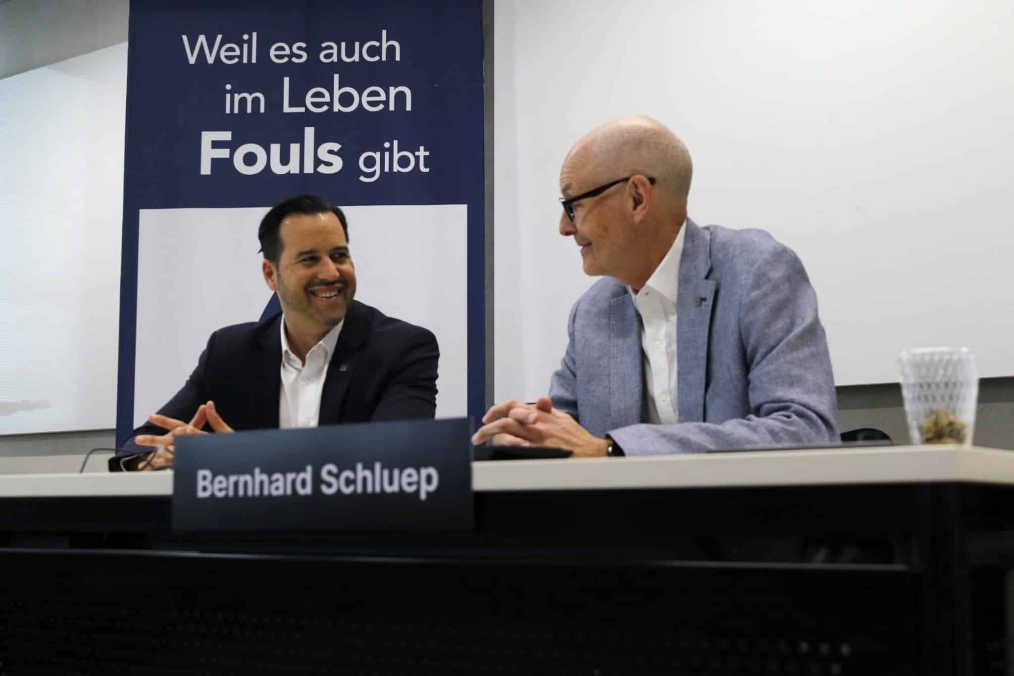 Dextra Rechtsschutz AG - links: Beat Riniker (CEO), rechts: Bernhard Schluep (Verwaltungsratspräsident).