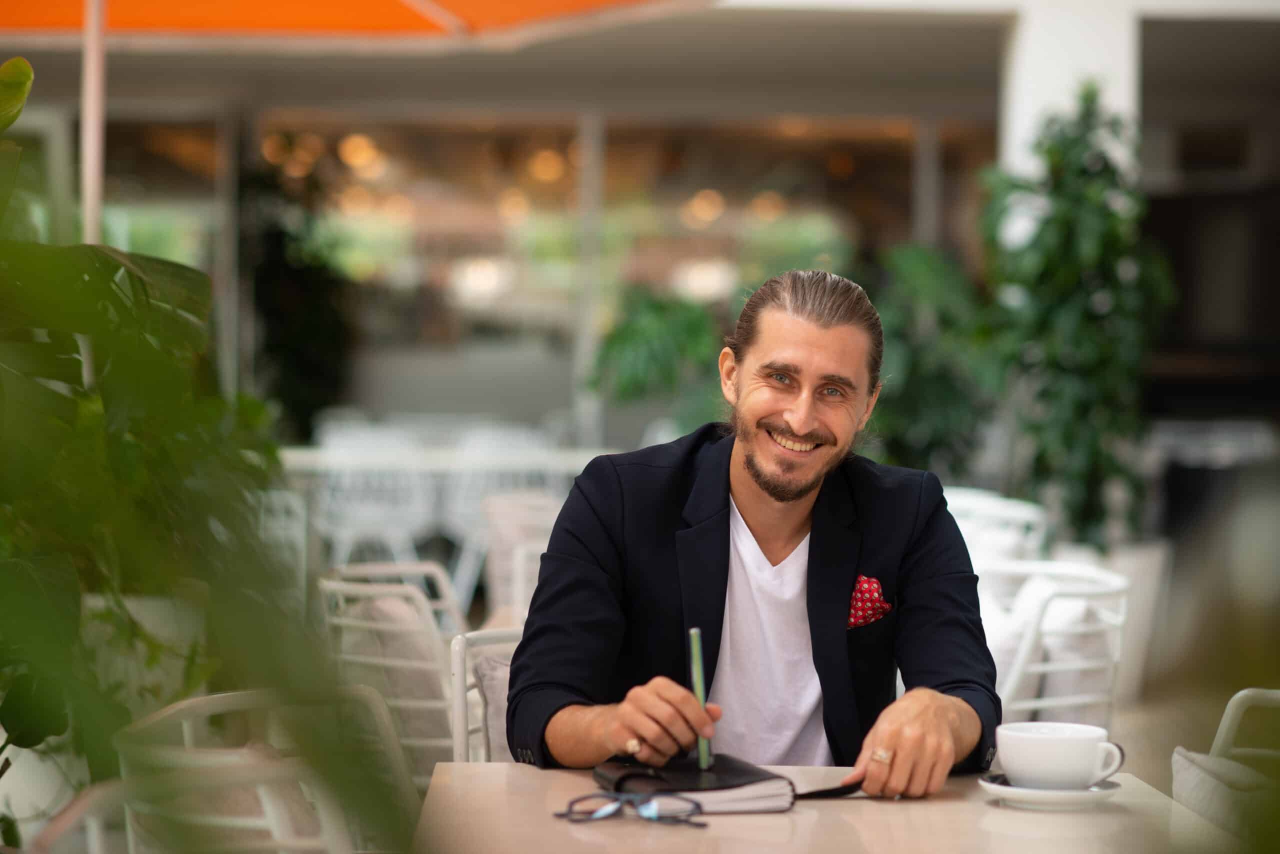 From chaos in claims processing to clarity: Interview with Artem Gonchakov, CEO of Simplifai.