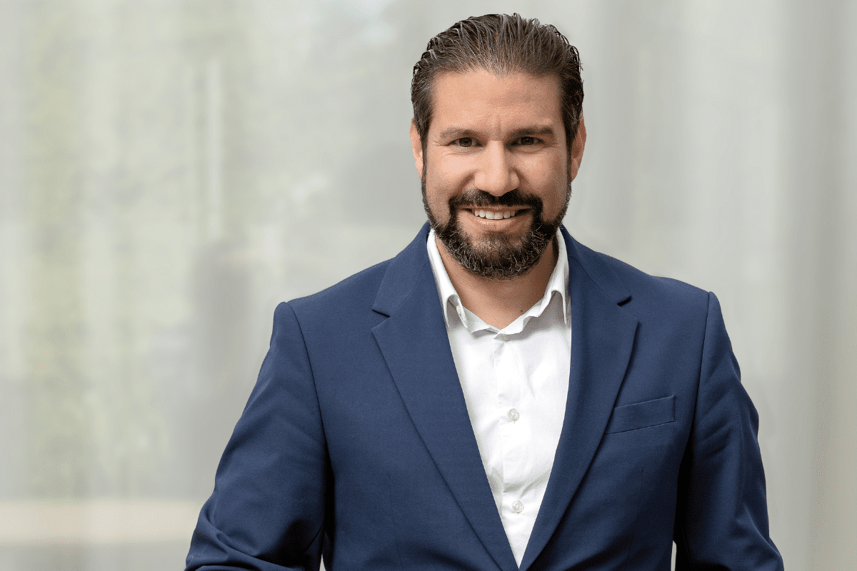 KI urteilt nicht - sie bereitet vor: Walter Wattinger, CEO der ERV, über Status, Nutzen und nächste Schritte.